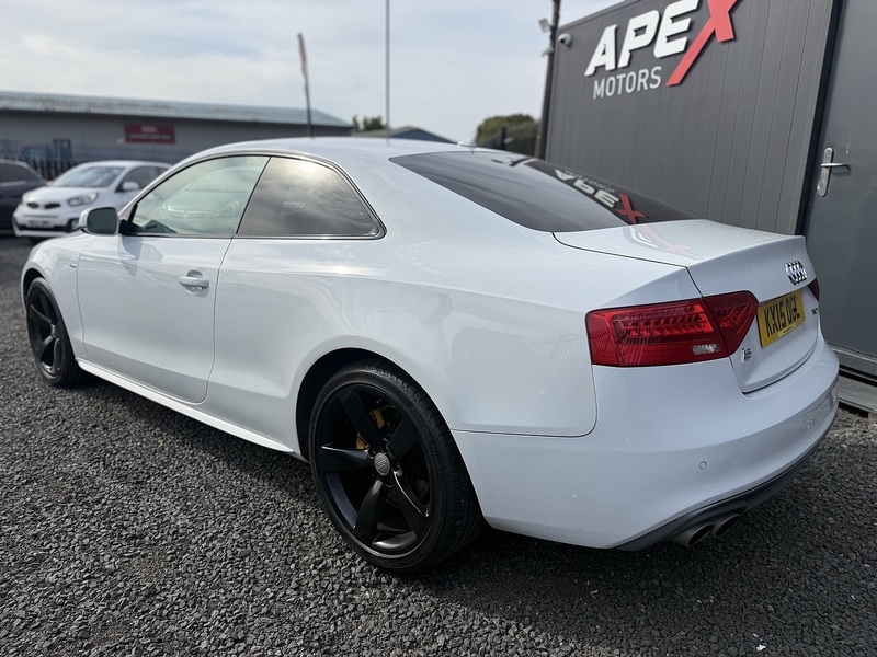 Audi A5 2.0 TDI Black Edition Coupe 2dr Diesel Manual Euro 5 (s/s) (177 ps) - U369