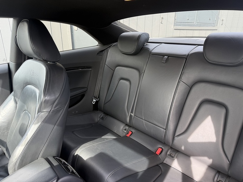 Audi A5 2.0 TDI Black Edition Coupe 2dr Diesel Manual Euro 5 (s/s) (177 ps) - U369