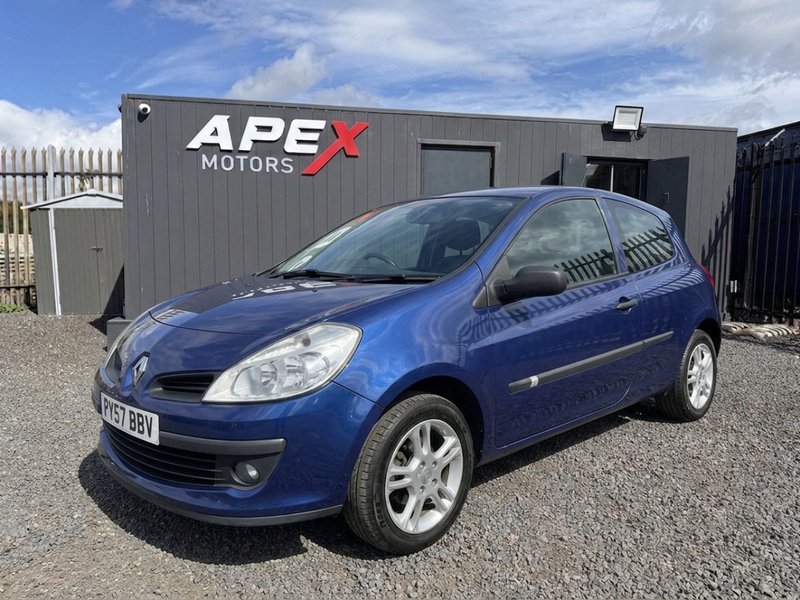 Renault Clio 1.2 16v Extreme Hatchback 3dr Petrol Manual (139 g/km, 75 bhp) - U381