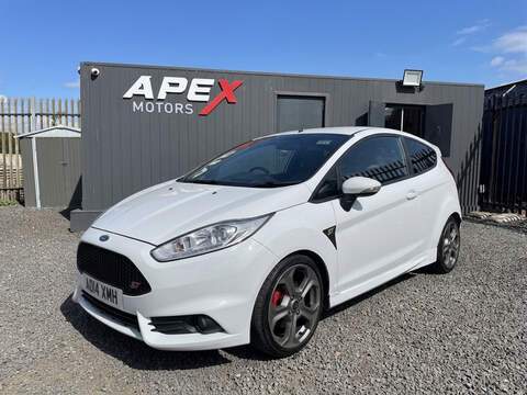 Ford Fiesta 1.2 16v GLAM Hatchback 3dr Petrol Manual Euro 5 (70 ps)