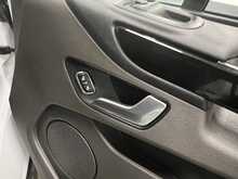 Ford Transit Custom Transit Custom 2.0 300 EcoBlue Limited L1 H1 Euro 6 (s/s) 5dr - U1010