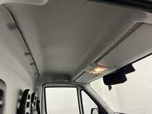 Iveco Daily 2.3D HPI 14V 35S 3520 Panel Van 5dr Diesel HiMatic MWB H2 Euro 6 (s/s) (136 ps) - U1014