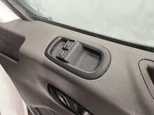 Ford Transit Transit 2.0 350 EcoBlue Leader FWD L2 Euro 6 (s/s) 2dr (1-Stop) - U1016