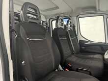 Iveco Daily Daily 2.3D HPI 14V 35C 3750 L3 Euro 6 (s/s) 4dr (DRW) - U1070
