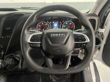 Iveco Daily Daily 2.3D HPI 14V 35C 3750 L3 Euro 6 (s/s) 4dr (DRW) - U1070
