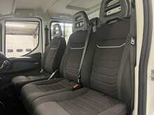 Iveco Daily Daily 2.3D HPI 14V 35C 3750 L3 Euro 6 (s/s) 4dr (DRW) - U1070