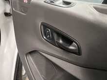 Ford Transit Transit 2.0 350 EcoBlue HD Leader Chassis Cab 2dr Diesel Manual RWD L4 Euro 6 (s/s) (130 ps) - U1094