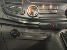 Ford Transit Transit 2.0 350 EcoBlue HD Leader Chassis Cab 2dr Diesel Manual RWD L4 Euro 6 (s/s) (130 ps) - U1094