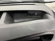 Ford Transit Transit 2.0 350 EcoBlue HD Leader Chassis Cab 2dr Diesel Manual RWD L4 Euro 6 (s/s) (130 ps) - U1094