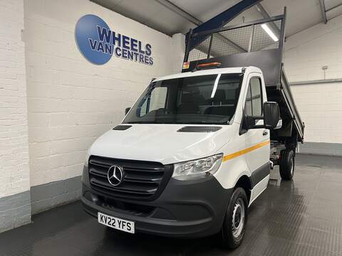 Mercedes-Benz Sprinter 2.1 314 CDI Double cab tipper 2dr Diesel Manual RWD L3 Euro 6 (s/s) (143 ps) 2.1 2dr Tipper Manual Diesel