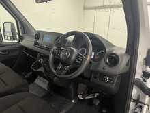 Mercedes-Benz Sprinter Sprinter 2.0 315 CDI Progressive RWD L2 Euro 6 (s/s) 2dr - U1095