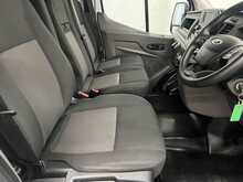 Ford Transit 2.0 350 EcoBlue Leader Luton Van 2dr Diesel Manual FWD L4 Euro 6 (s/s) (130 ps) 2.0 2dr Luton Manual - U1124