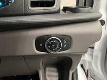 Ford Transit 2.0 350 EcoBlue Leader Luton Van 2dr Diesel Manual FWD L4 Euro 6 (s/s) (130 ps) 2.0 2dr Luton Manual - U1124