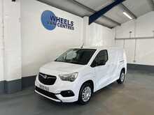 Vauxhall Combo 1.5 Turbo D 2300 Pro Panel Van 6dr Diesel Manual L2 H1 Euro 6 (s/s) (100 ps) - U1147