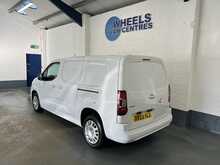 Vauxhall Combo 1.5 Turbo D 2300 Pro Panel Van 6dr Diesel Manual L2 H1 Euro 6 (s/s) (100 ps) - U1147