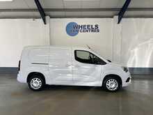 Vauxhall Combo 1.5 Turbo D 2300 Pro Panel Van 6dr Diesel Manual L2 H1 Euro 6 (s/s) (100 ps) - U1147