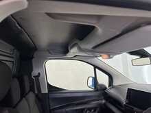 Vauxhall Combo 1.5 Turbo D 2300 Pro Panel Van 6dr Diesel Manual L2 H1 Euro 6 (s/s) (100 ps) - U1147