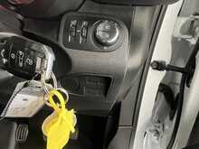 Vauxhall Combo 1.5 Turbo D 2300 Pro Panel Van 6dr Diesel Manual L2 H1 Euro 6 (s/s) (100 ps) - U1147