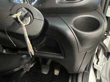 Iveco Daily Daily 2.3D HPI 14V 35S 3750 Dropside 2dr Diesel Manual LWB Euro 6 (136 ps) - U1155