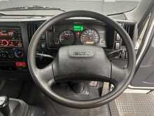 Isuzu Grafter Grafter 1.9D N35 Green Dropside 2dr Diesel Manual RWD LWB Euro 6 (SRW) (125 ps) - U1157