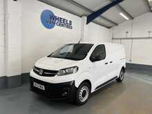 Vauxhall Vivaro 2.0 Turbo D 3100 Dynamic Panel Van 6dr Diesel Manual L1 H1 Euro 6 (s/s) (145 ps) - U1181