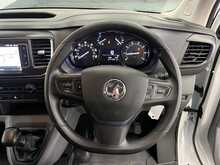 Vauxhall Vivaro 2.0 Turbo D 3100 Dynamic Panel Van 6dr Diesel Manual L1 H1 Euro 6 (s/s) (145 ps) - U1181
