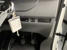 Vauxhall Vivaro 2.0 Turbo D 3100 Dynamic Panel Van 6dr Diesel Manual L1 H1 Euro 6 (s/s) (145 ps) - U1181