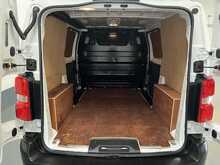 Vauxhall Vivaro 2.0 Turbo D 3100 Dynamic Panel Van 6dr Diesel Manual L1 H1 Euro 6 (s/s) (145 ps) - U1181