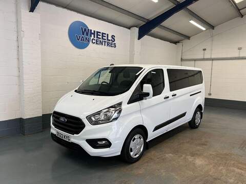 Ford Transit Custom 2.0 350 EcoBlue Trend Minibus Double Cab 5dr Diesel Manual RWD L2 H2 Euro 6 (s/s) (12 Seat) (130 ps)