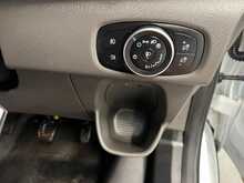 Ford Transit Custom Transit Custom 2.0 320 EcoBlue Trend Kombi L2 H1 Euro 6 (s/s) 5dr - U119