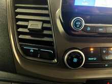 Ford Transit Custom Transit Custom 2.0 320 EcoBlue Trend Kombi L2 H1 Euro 6 (s/s) 5dr - U120