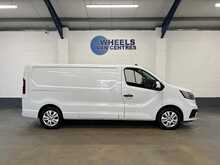 Renault Trafic 2.0 dCi Blue LL30 Extra Panel Van 5dr Diesel Manual L2 H1 Euro 6 (s/s) (130 ps) - U1210