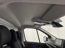 Renault Trafic 2.0 dCi Blue LL30 Extra Panel Van 5dr Diesel Manual L2 H1 Euro 6 (s/s) (130 ps) - U1210