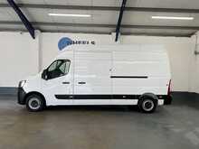 Renault Master 2.3 dCi 35 Business Panel Van 4dr Diesel Manual FWD LWB High Roof Euro 6 (135 ps) - U1217