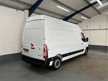 Renault Master 2.3 dCi 35 Business Panel Van 4dr Diesel Manual FWD LWB High Roof Euro 6 (135 ps) - U1217