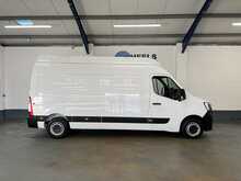 Renault Master 2.3 dCi 35 Business Panel Van 4dr Diesel Manual FWD LWB High Roof Euro 6 (135 ps) - U1217