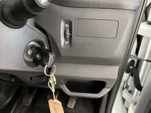 Renault Master 2.3 dCi 35 Business Panel Van 4dr Diesel Manual FWD LWB High Roof Euro 6 (135 ps) - U1217