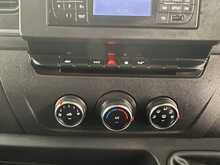 Renault Master 2.3 dCi 35 Business Panel Van 4dr Diesel Manual FWD LWB High Roof Euro 6 (135 ps) - U1217