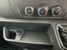 Renault Master 2.3 dCi 35 Business Panel Van 4dr Diesel Manual FWD LWB High Roof Euro 6 (135 ps) - U1217