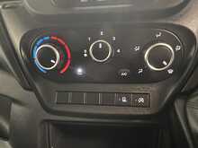 Iveco Daily 2.3D HPI 14V 35C 3750 Tipper Double Cab 4dr Diesel Manual L3 Euro 6 (s/s) (DRW) (136 ps) - U1218