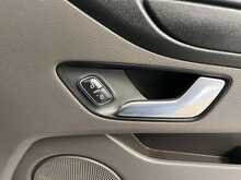 Ford Transit Custom Transit Custom 2.0 320 EcoBlue Trend Kombi L2 H1 Euro 6 (s/s) 5dr - U122