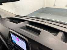 Ford Transit Custom Transit Custom 2.0 320 EcoBlue Trend Kombi L2 H1 Euro 6 (s/s) 5dr - U122