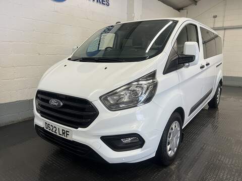 Ford Transit Custom 320 EcoBlue 130 BHP L2 HIGH ROOF TREND AUTOMATIC 9 SEATER MINIBUS 2.0 5dr Combi Van Automatic Diesel 2.0 5dr Minibus Automatic Diesel