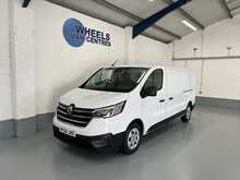 Renault Trafic 2.0 dCi Blue LL30 Advance Panel Van 5dr Diesel Manual L2 H1 Euro 6 (s/s) (130 ps) - U1228