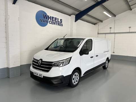 Renault Trafic 2.0 dCi Blue LL30 Business+ Panel Van 5dr Diesel Manual L2 H1 Euro 6 (s/s) (150 ps)