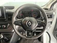 Renault Trafic 2.0 dCi Blue LL30 Advance Panel Van 5dr Diesel Manual L2 H1 Euro 6 (s/s) (130 ps) - U1228
