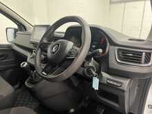 Renault Trafic 2.0 dCi Blue LL30 Advance Panel Van 5dr Diesel Manual L2 H1 Euro 6 (s/s) (130 ps) - U1228