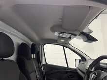Renault Trafic 2.0 dCi Blue LL30 Advance Panel Van 5dr Diesel Manual L2 H1 Euro 6 (s/s) (130 ps) - U1228