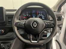 Renault Trafic 2.0 dCi Blue LL30 Advance Panel Van 5dr Diesel Manual L2 H1 Euro 6 (s/s) (130 ps) - U1228