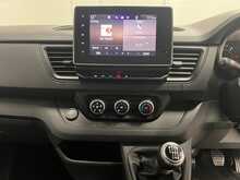Renault Trafic 2.0 dCi Blue LL30 Advance Panel Van 5dr Diesel Manual L2 H1 Euro 6 (s/s) (130 ps) - U1228